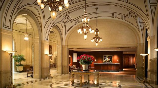 Tidak Beli Barang, Begini Cara Miliarder Hamburkan Duit di Dubai