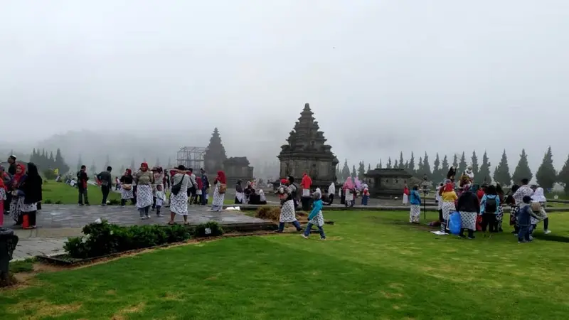 Kompleks Candi Arjuna di Dataran Tinggi Dieng, Jawa Tengah. (Foto: Liputan6.com/UPT Dieng/Muhamad Ridlo)