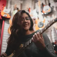 ilustrasi musik rock/Photo by Martin Lopez from Pexels