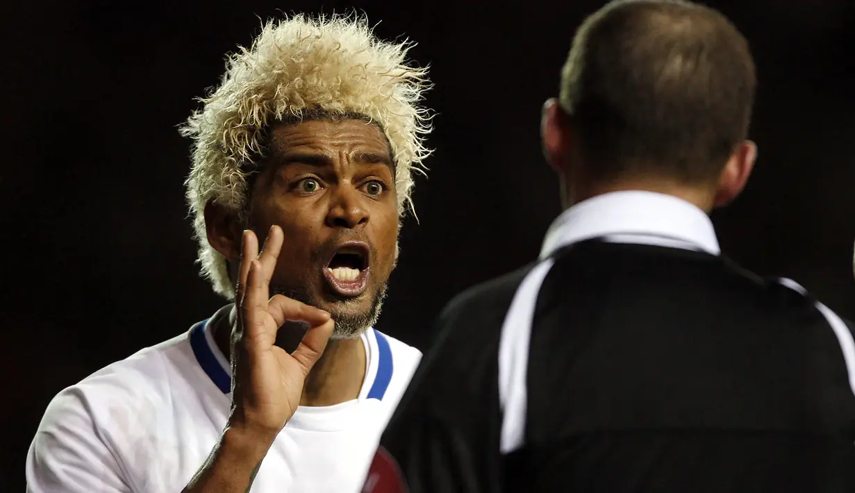 Abel Xavier. Ia dinyatakan positif menggunakan methandienone saat berseragam Middlesbrough pada musim 2005/2006, tepatnya pada 29 September 2005 usai hasil imbang 0-0 dengan Skoda Xanthi FC di Liga Europa. Ia dijatuhi hukuman selama 18 bulan. (Foto: AFP/Andrew Yates)