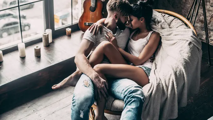 Pasangan romantis dan bahagia (iStock)