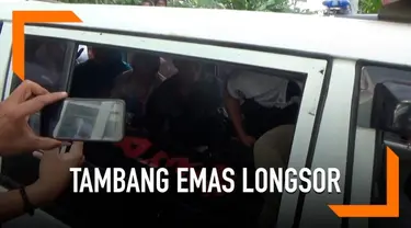 Salah satu korban musibah longsor tambang emas di Bolaang Mongondow Sulawesi Utara terpaksa harus diamputasi karena kakinya terjepit batu.