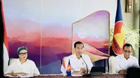 Presiden Jokowi dalam konferensi pers di Hotel Meruorah, Kabupaten Manggarai Barat, Provinsi Nusa Tenggara Timur, jelang KTT ke-42 ASEAN, Senin (8/5/2023). (Foto: Kemlu RI)