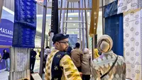 Weaving Archipelago, Merajut Cerita Indonesia Lewat Instalasi Tenun dari 10 Daerah