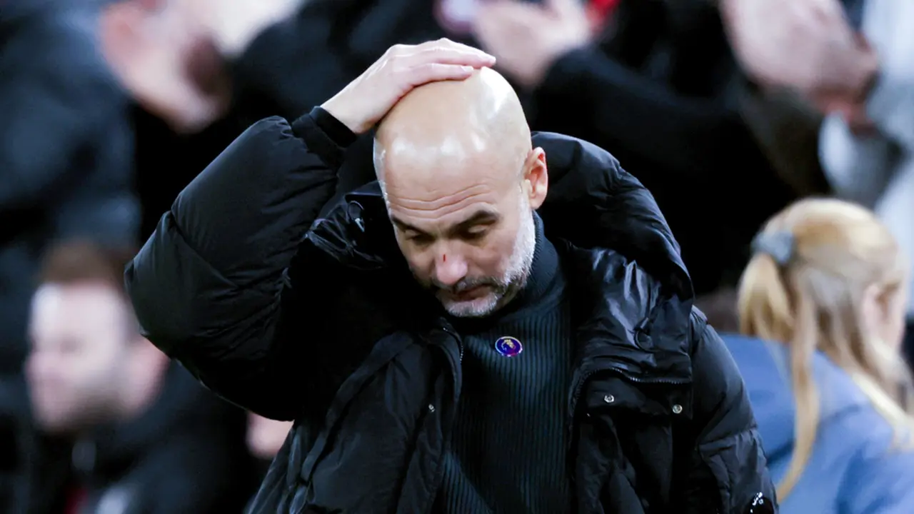 Foto: Momen Pep Guardiola Balas Ejekan Suporter Liverpool