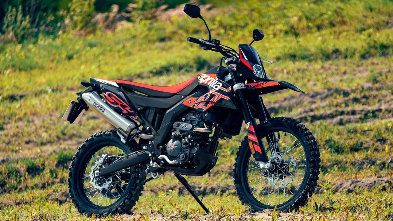 Siap Beraksi, Motor Trail Aprilia RX125 dan SX125 2025 Memperkenalkan Teknologi Terkini