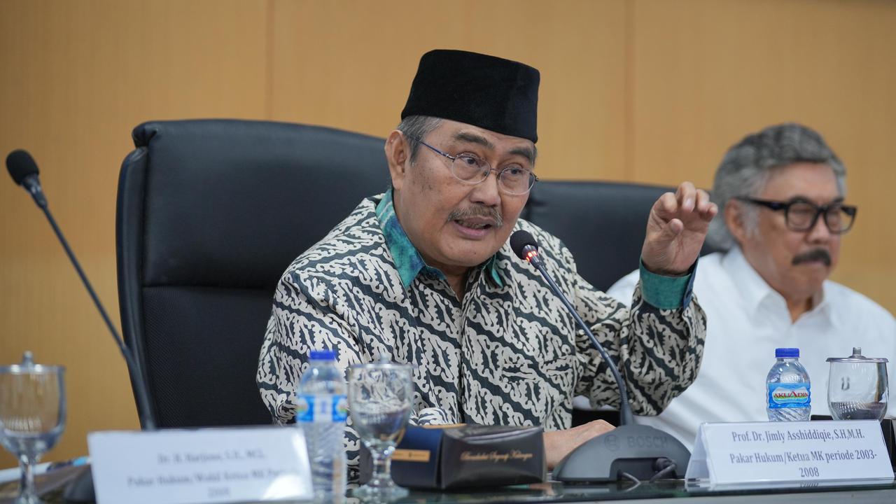 Jimly Asshiddiqie Buka Suara Soal Isu Dirinya Masuk Komite Reformasi Kepolisian Bentukan Prabowo