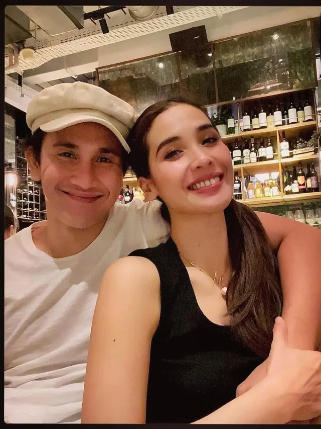 9 Tahun Menikah, Ini 7 Momen Mesra Vino G Bastian dan Marsha Timothy