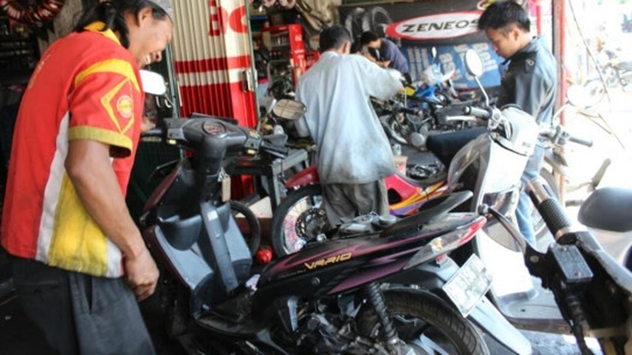 Servis naik, bengkel motor di Malang laris manis menjelang Lebaran