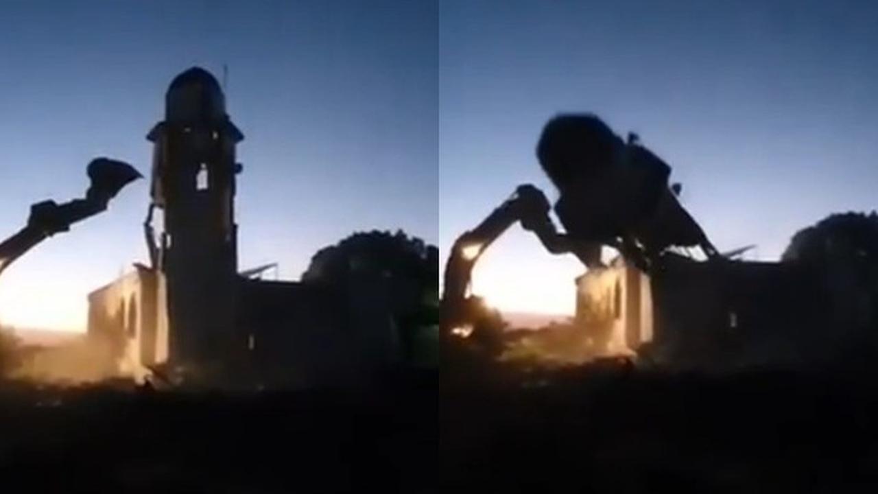 Rekaman Video Israel Membabi Buta Menghancurkan Masjid di Gaza hingga Lebanon