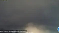 Semeru Erupsi 6 Kali dalam Sehari, Waspada Radius Bahaya