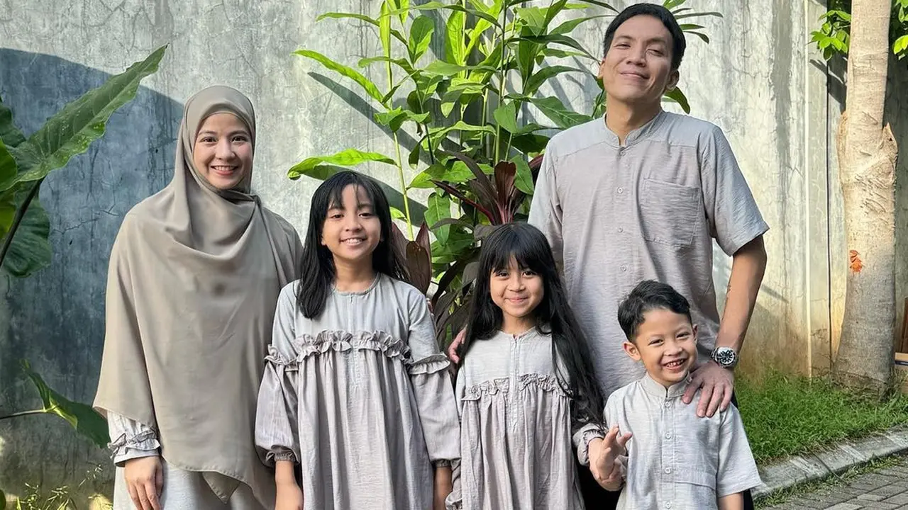 Keluarga Desta-Natasha Rizki