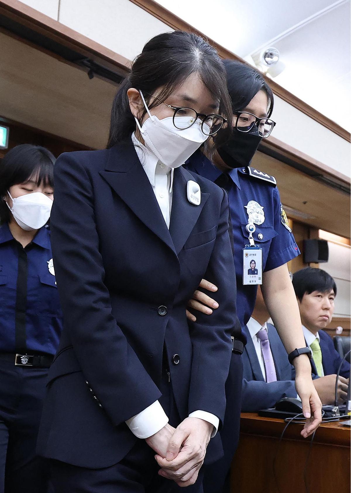 FOTO: Penampilan Perdana Mantan Ibu Negara Korsel Kim Keon Hee di Sidang Korupsi