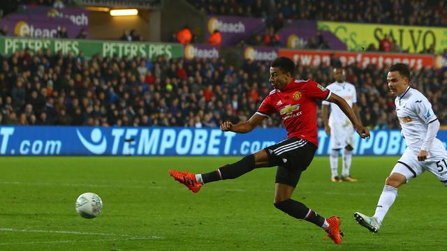Manchester United  Hancurkan Swansea City