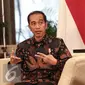 Presiden Joko Widodo saat  wawancara khusus dengan SCTV di Long Room Istana, Jakarta, Rabu (20/7). Presiden menjelaskan berbagai macam keuntungan dari Tax Amnesty. (Liputan6.com/Faizal Fanani)