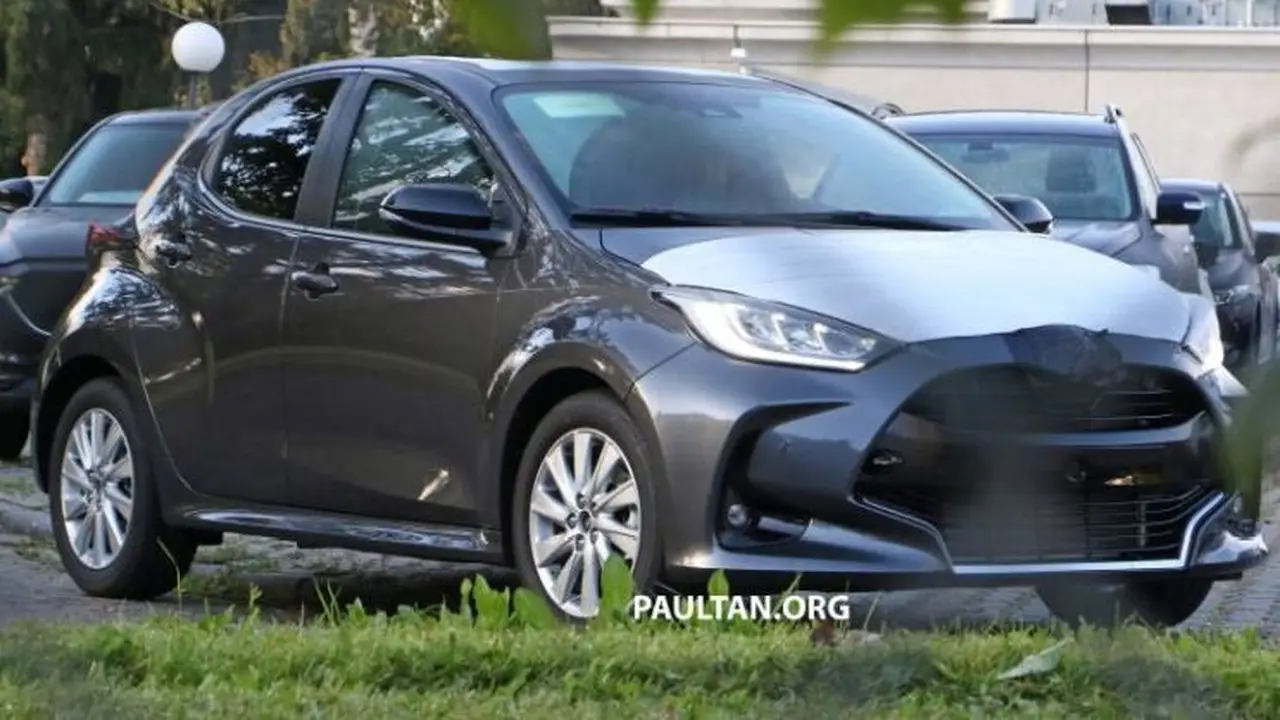 Mazda 2 Pakai Basis Toyota Yaris (Paultan)