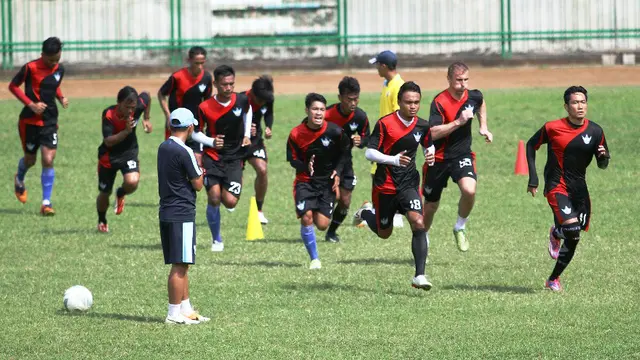 Gresi United