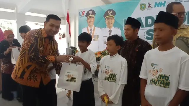 Pemkot Gelar Khitanan Massal Gratis untuk Ratusan Anak