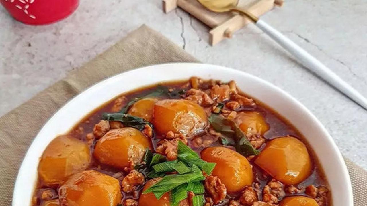 1. Kentang Kuah Kecap<br>