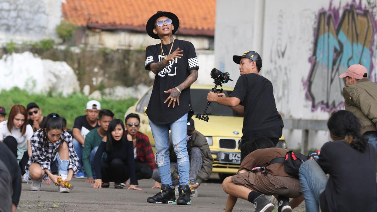 Naik Daun, Young Lex Mulai Disenggol Rapper Lain