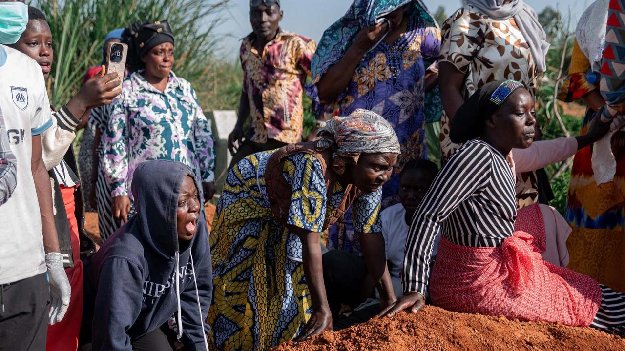 FOTO: Ebola Meluas di Kongo , WHO Peringatkan Risiko Wabah Membesar