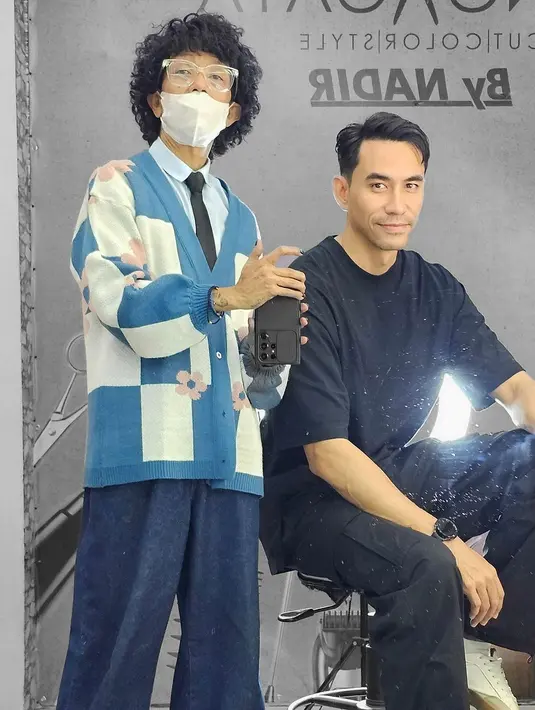 Darius Sinathrya dan model rambut baru [Instagram/darius_sinathrya]