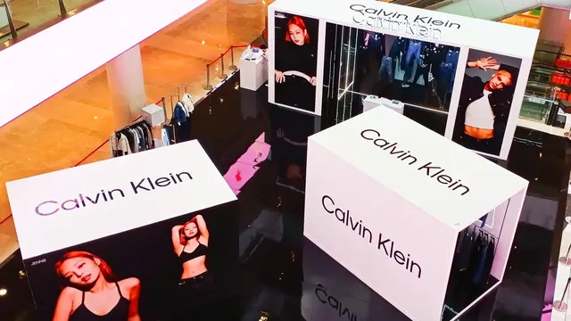 Calvin Klein Fall 2022 Denim Pop-up