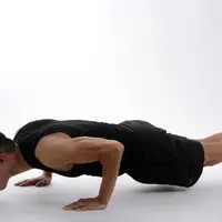 Ilustrasi push-up. (Photo by Keiji Yoshiki from Pexels)