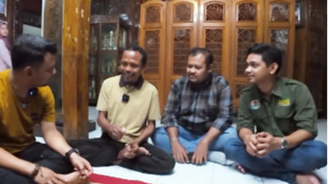 Tangan Sumanto Banyak Luka Bacok, Panji Petualang Kaget 'Aduh Mbah Makan Darah Sendiri