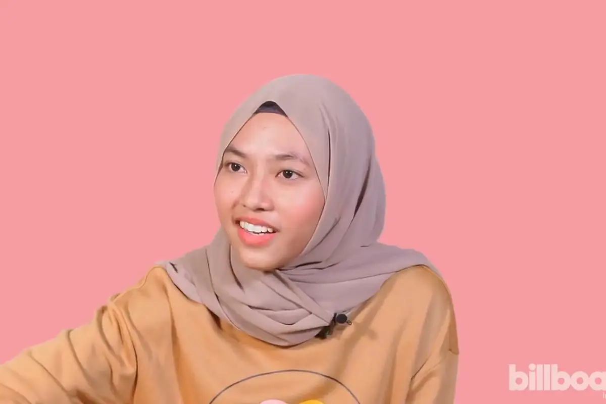 Intip Keseruan Feby Putri Bermain Finish The Lyrics. sumberfoto: Billboard Indonesia