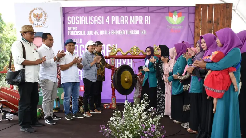 Semarak Pagelaran Seni Budaya Empat Pilar MPR di Cianjur