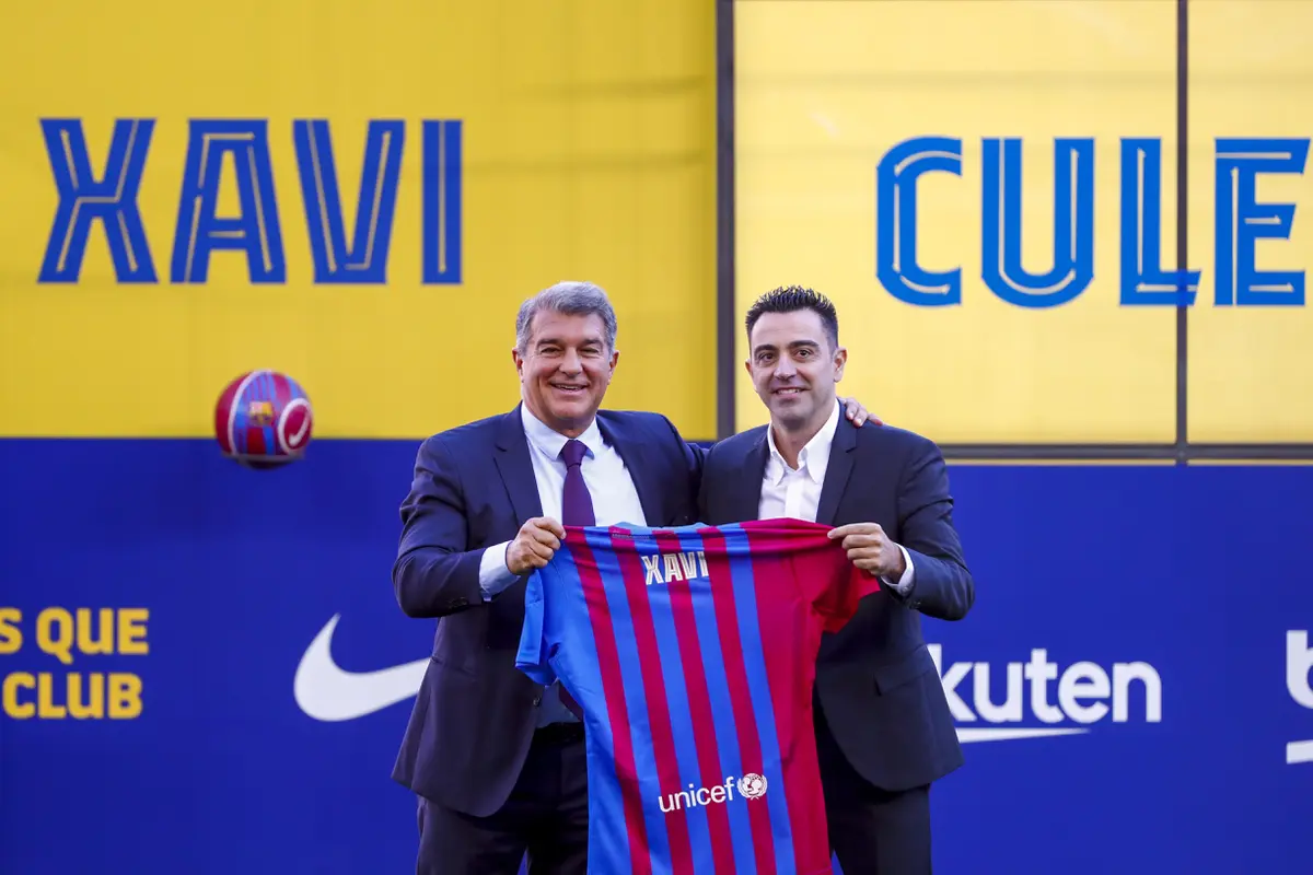 Barcelona Resmi Perkenalkan Xavi Hernandez Sebagai Pelatih Baru