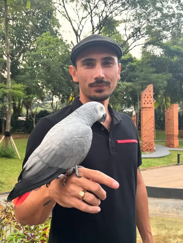 Foto-foto Jessica Iskandar dan Vincent Verhaag Ajak Anak ke Kebun Binatang/Instagram @inijedar