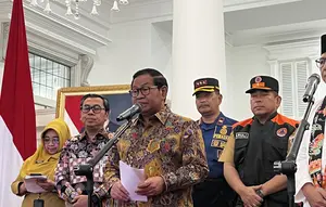 Strategi Pramono Redam Abu Vulkanik Anak Krakatau di Jakarta