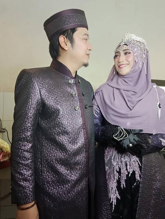 Potret Pernikahan Inka Christie Tampil Syar i News 