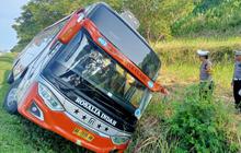 2 Korban Meninggal Kecelakaan Bus Rosalia Indah di Tol Batang Masih Balita