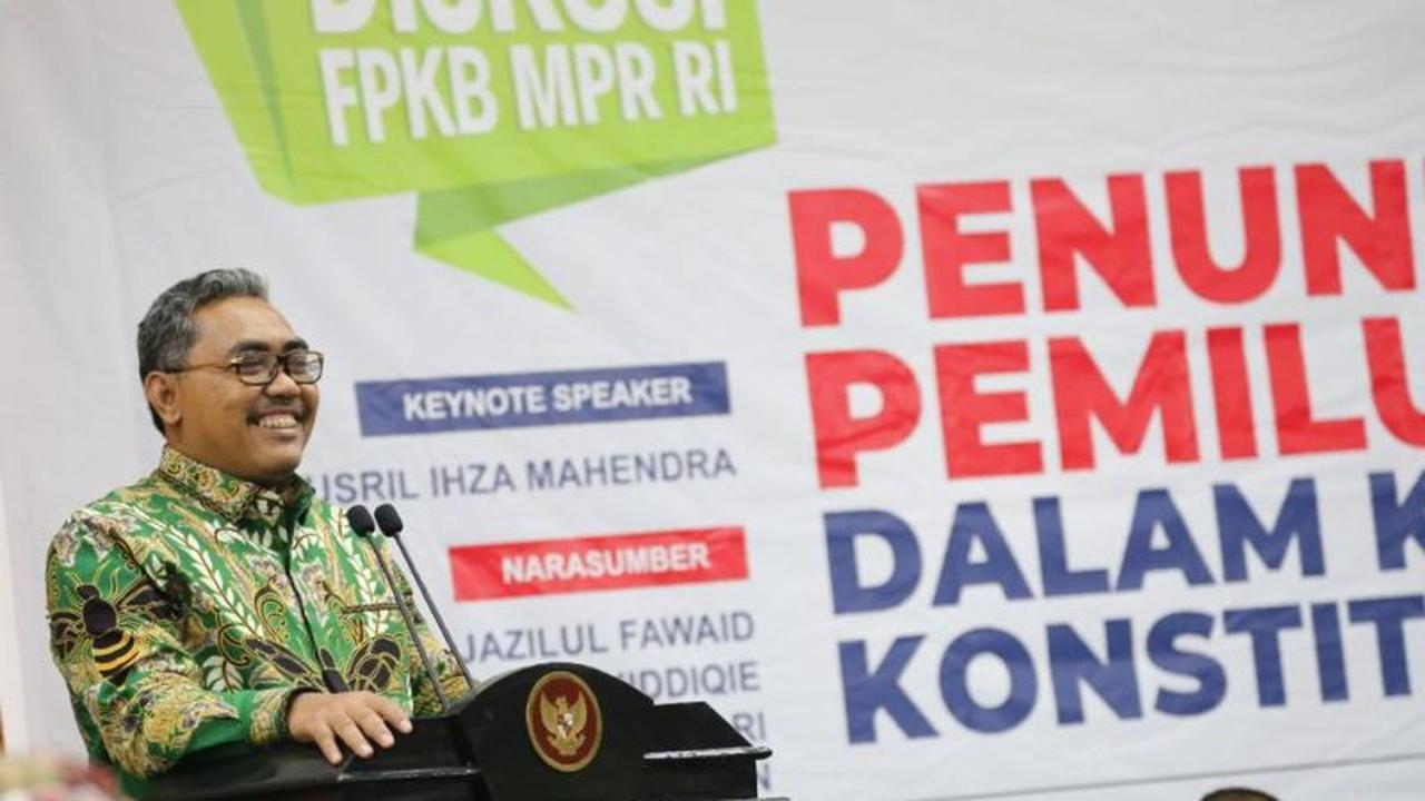Wakil Ketua MPR RI Jazilul Fawaid menjadi pembicara dalam diskusi bertajuk "Penundaan Pemilu dalam Koridor Konstitusi" di Gedung MPR, DPR, dan DPD RI, Jakarta, Selasa (15/3/2022). (ANTARA/HO-MPR RI)