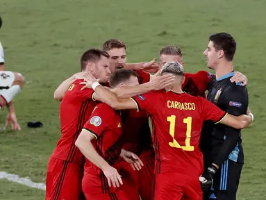 Belgia sukses mengalahkan juara bertahan Portugal di babak 16 besar Euro 2020 yang berlangsung di Stadion La Cartuja, Spanyol. Hanya satu gol yang tercipta dari pertandingan sengit tersebut. (Foto: AP/Pool/Jose Manuel Vidal)