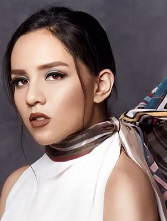 Angel Pieters, gadis berumur 18 tahun ini memulai kariernya saat mengikuti ajang bakat Idola Cilik pada tahun 2008. (viainstagram@angelpieters/Bintang.com)