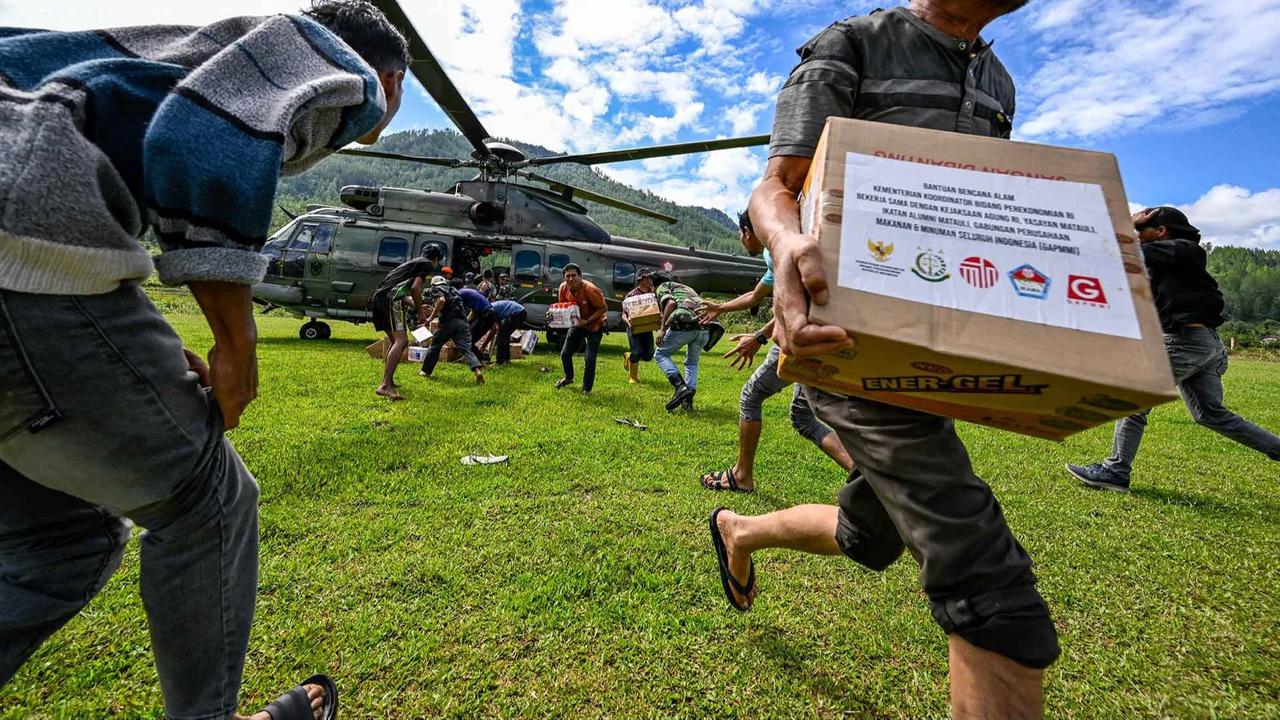 FOTO: Bantuan Udara Dikebut untuk Warga Terdampak Banjir di Aceh