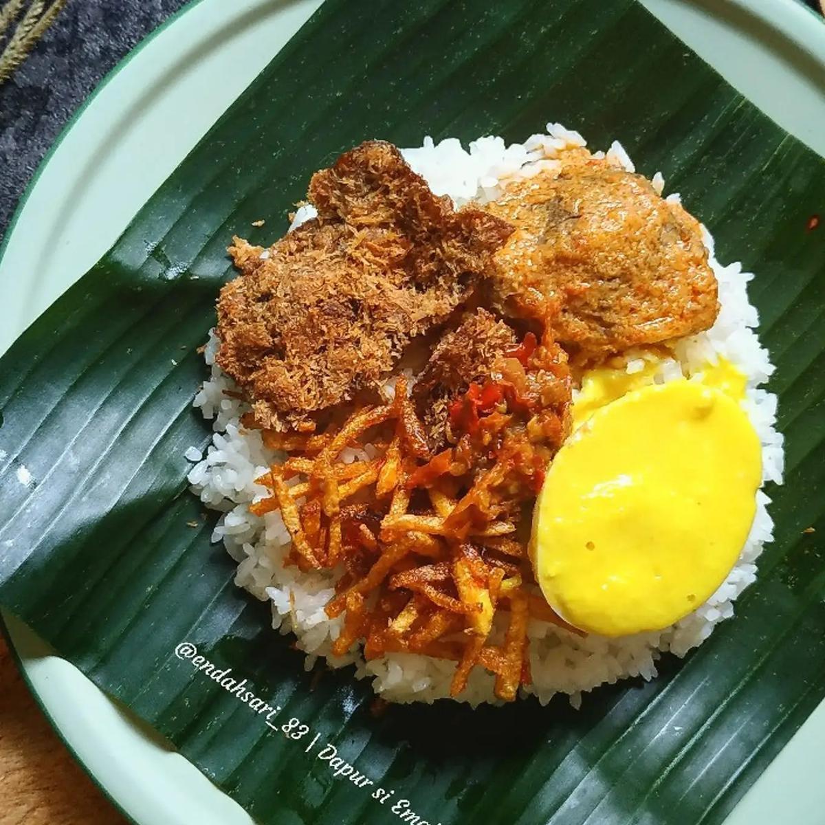 7 Resep Nasi Campur Lezat, Paduan Rasa Nusantara yang Menggugah Selera