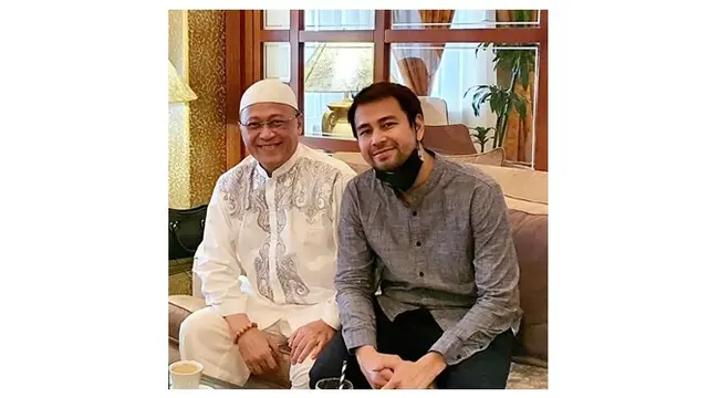 7 Potret Terbaru Mario Teguh, Masih Aktif Berikan Motivasi