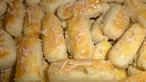 Kue kastengel menjadi salah satu makanan wajib pada saat lebaran. Kue ini memang terkenal sangat enak, renyah dan tidak mudah basi. (Istimewa)