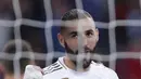 Penyerang Real Madrid, Karim Benzema berselebrasi setelah mencetak gol ke gawang Galatasaray pada pertandingan Grup A Liga Champions di stadion Santiago Bernabeu, Spanyol (6/11/2019). Rodrygo mencetak dua gol dipertandingan ini dan mengantar Madrid menang 6-0. (AP Photo/Manu Fernandez)