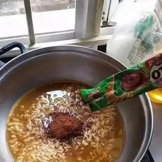 6 Cara Penyajian Minuman Bubuk Ini Nyeleneh, Tak Sesuai dengan yang Tertera