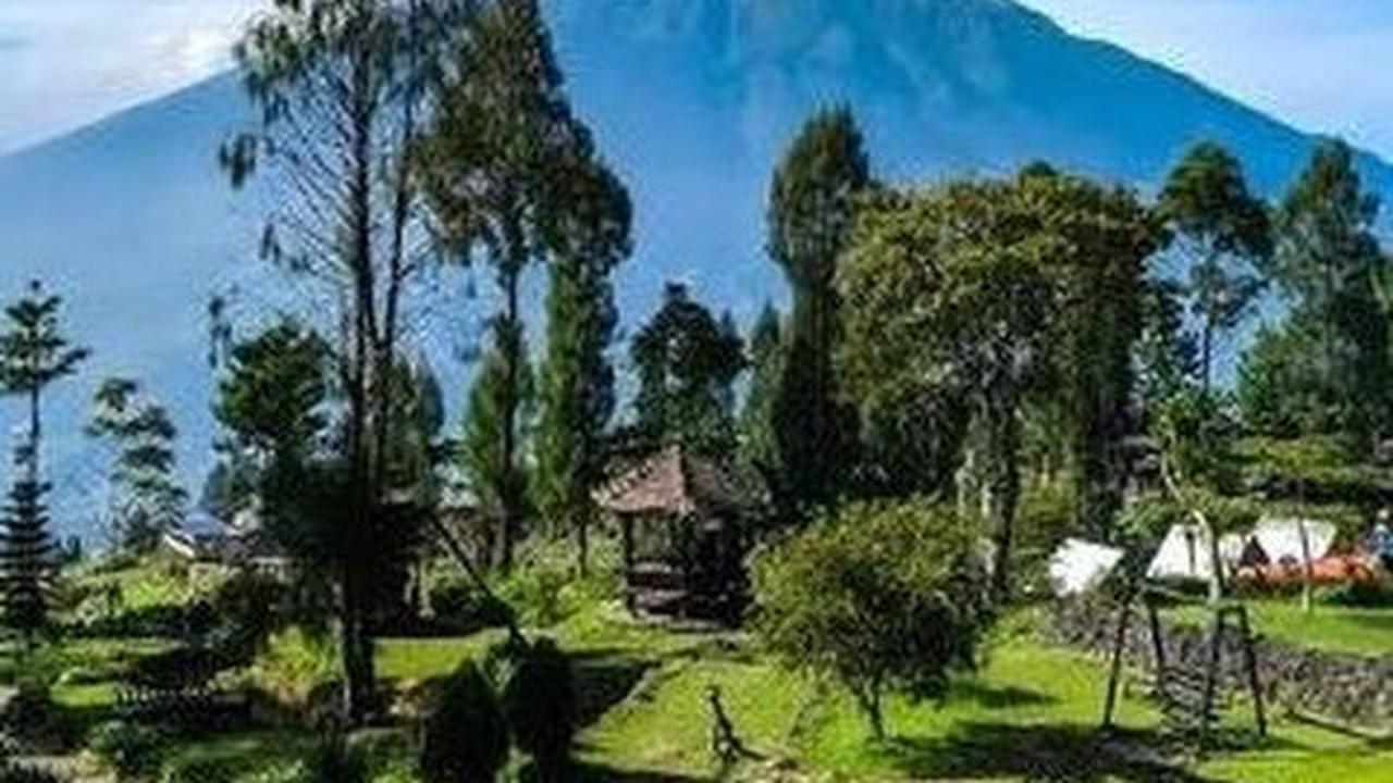 2. Puncak Natas Angin