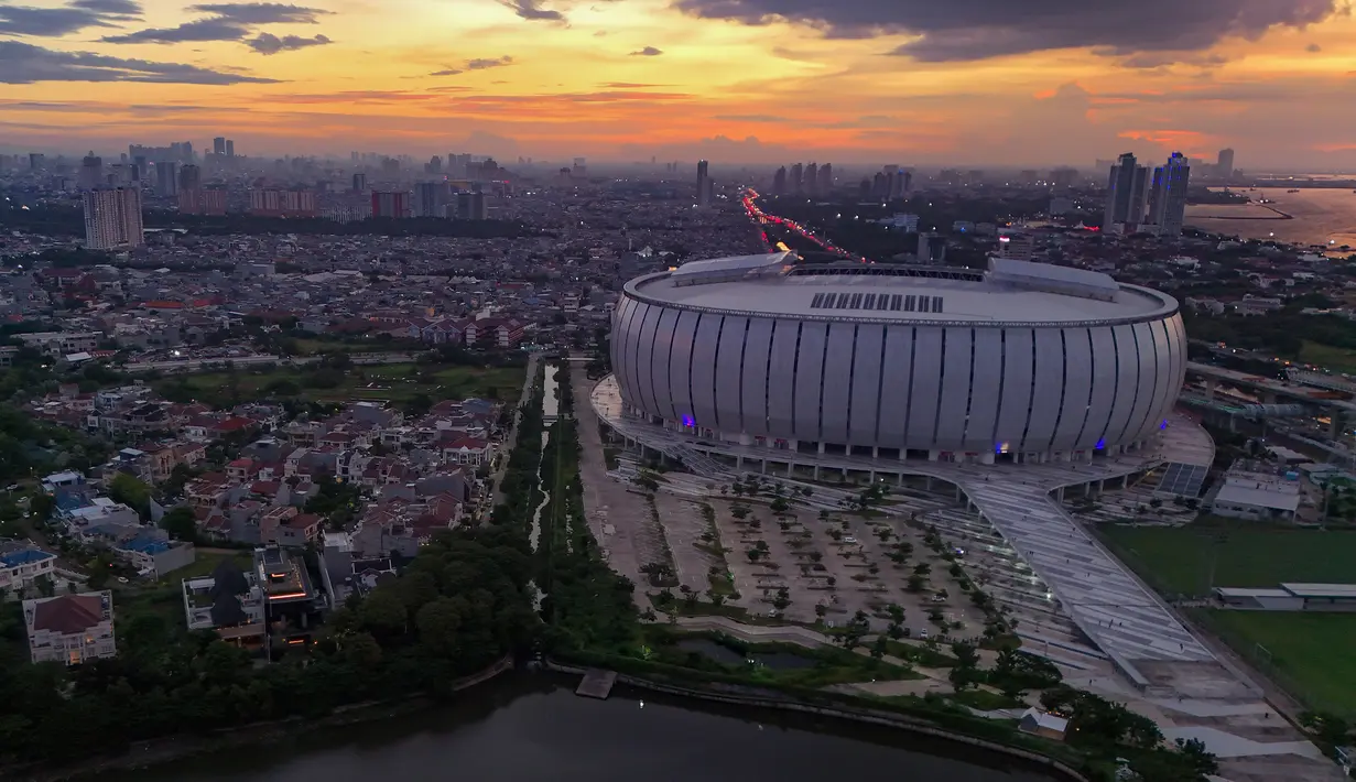 PT Jakarta Propertindo (Jakpro) mengupayakan agar Jakarta International Stadium (JIS) bisa memikat pengunjung di luar acara khusus seperti konser musik dan lainnya. (merdeka.com/Arie Basuki)