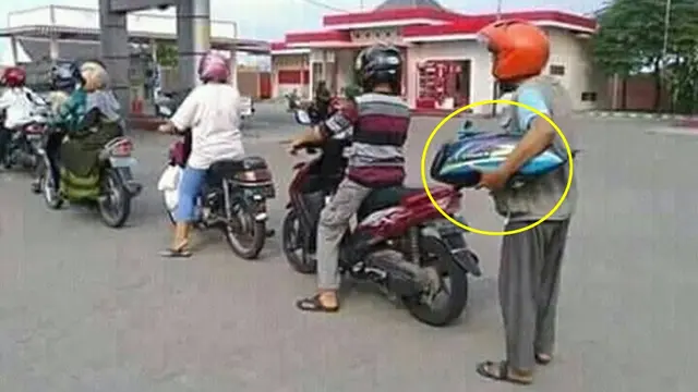 6 Kelakuan Nyeleneh Orang di Pom Bensin Ini Bikin Tepuk Jidat