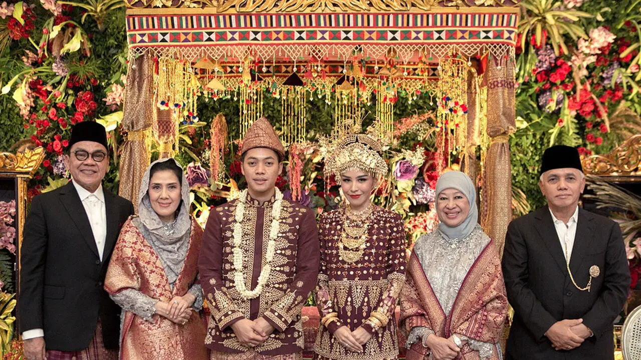 [Bintang] Menantu Hatta Rajasa