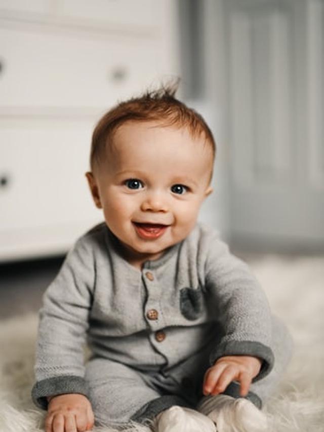 Ilustrasi bayi sehat